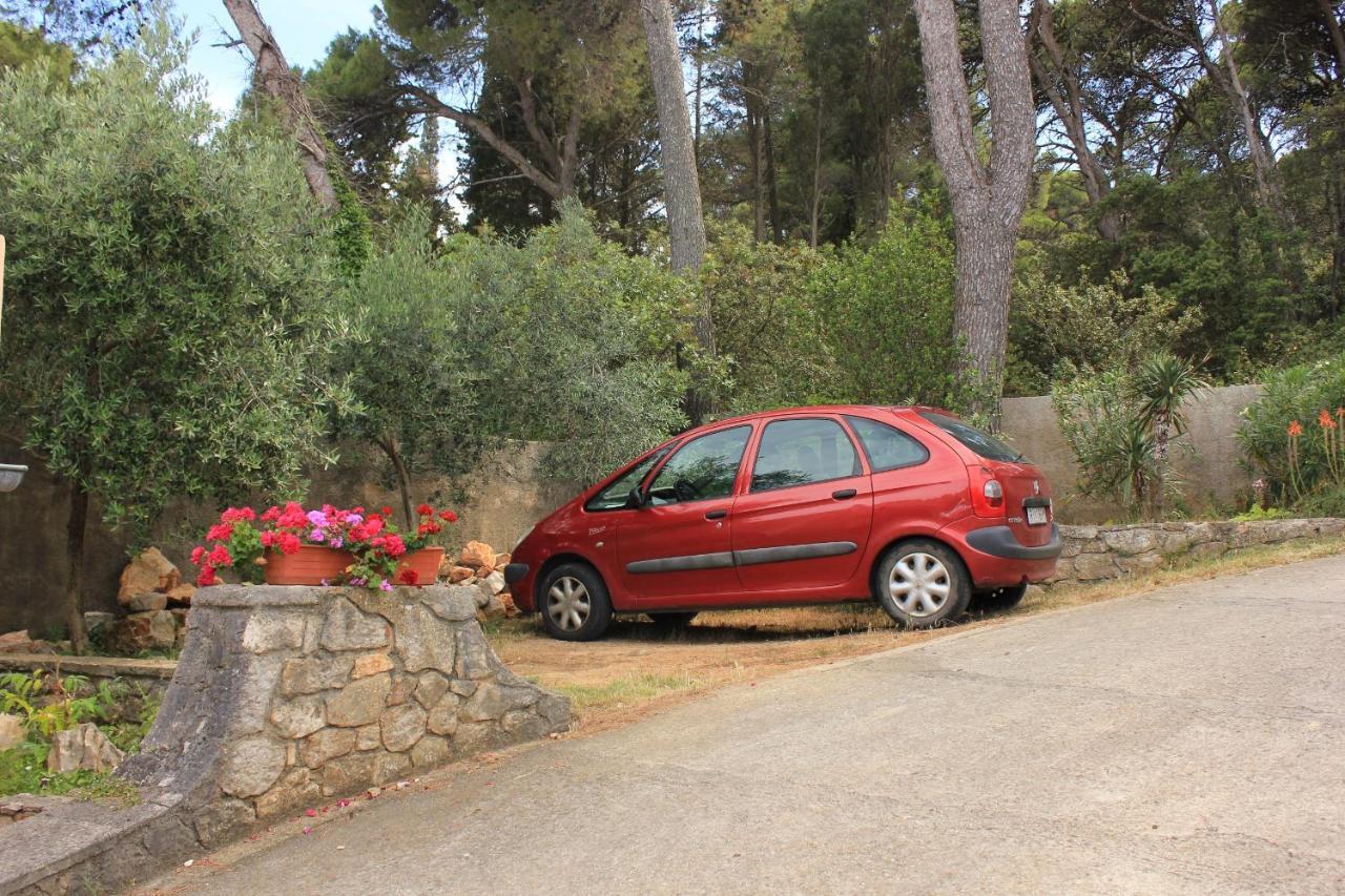 Apartment Veli Losinj 8029B Exterior foto